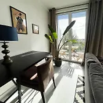 Great View And Location In Lisbon!