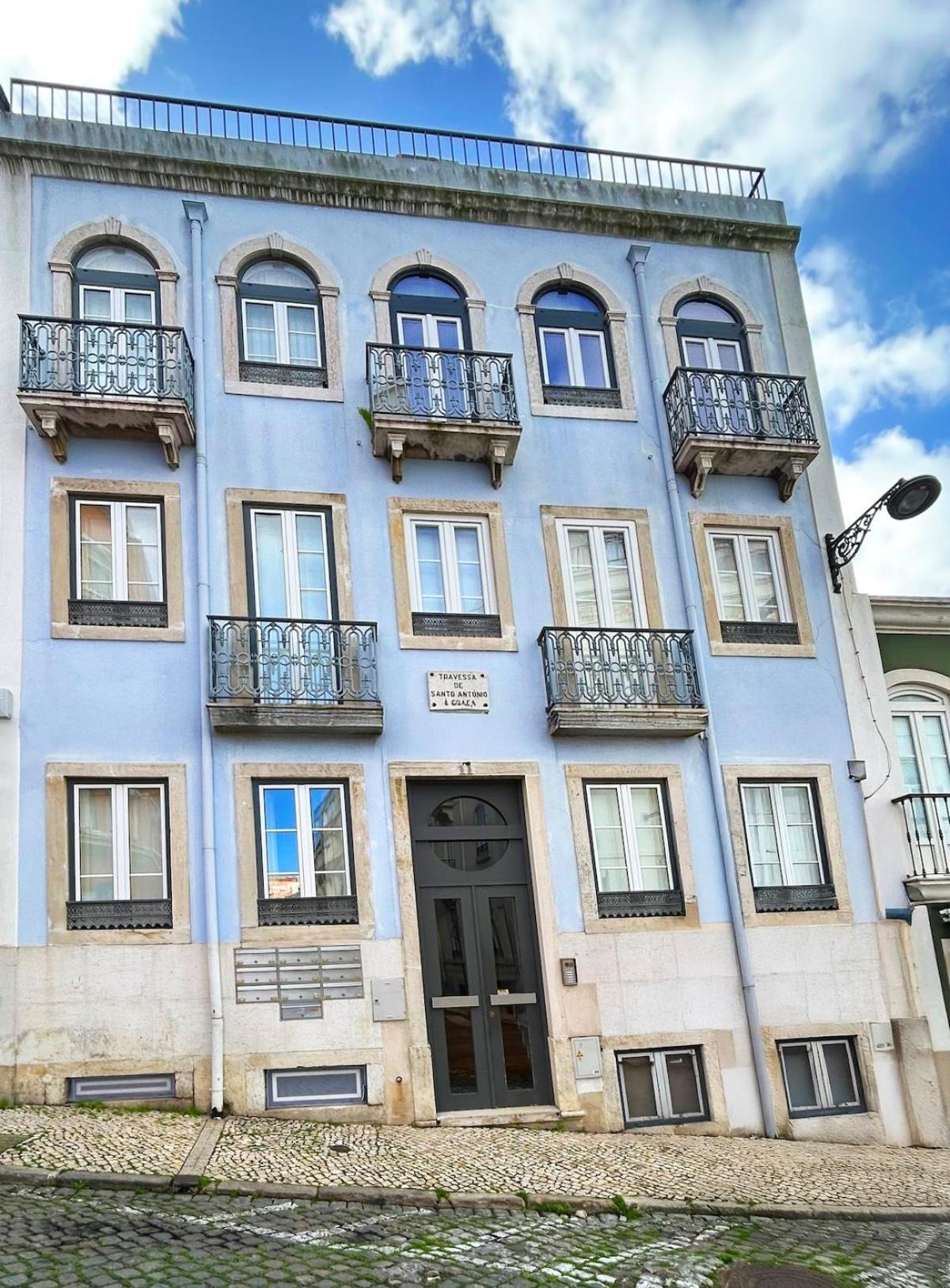Apartment Great View And Location In Lisbon!